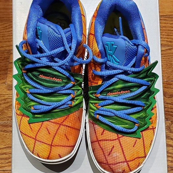 Shoes - Picture 11 of 13